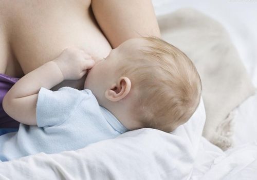 母乳喂夜奶应该注意什么?