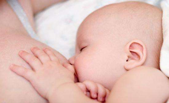 如何促进新手妈妈快速正确的分泌乳汁?